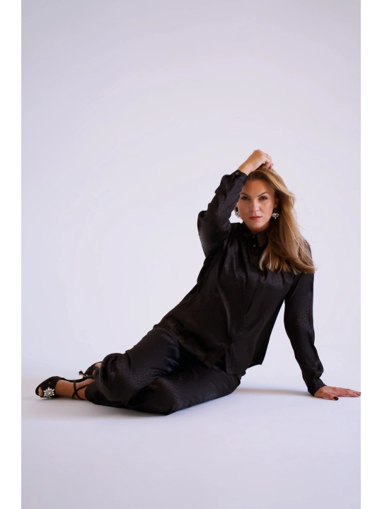 Czarne spodnie Satin