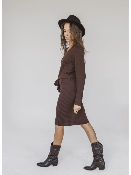 Brązowa sukienka dzianinowa Comfy