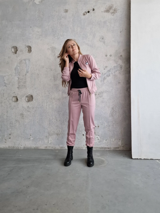 Różowe spodnie dresowe Roso